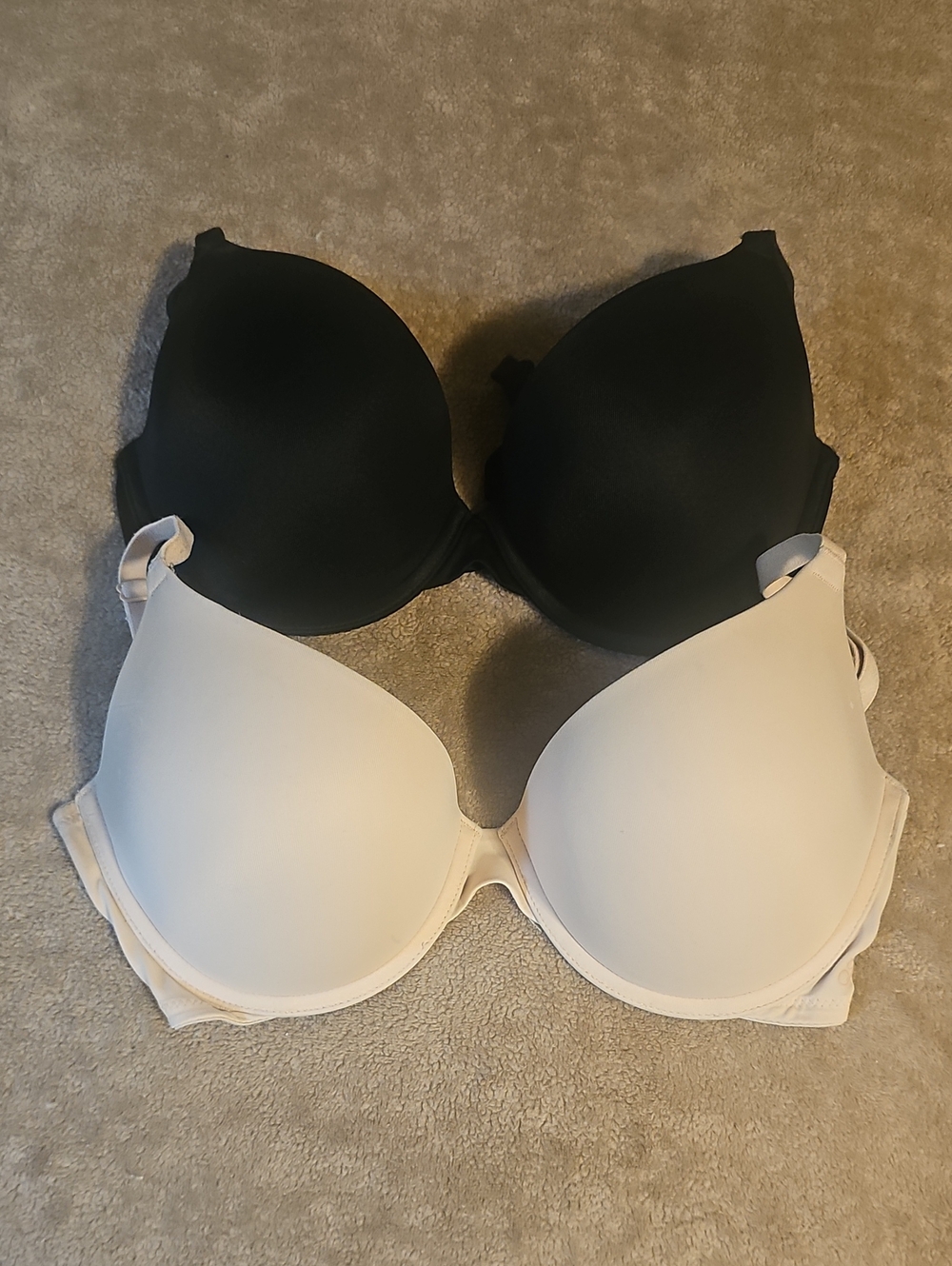PINK Victoria's Secret Smooth Molded Bra Pair - Black & Nude